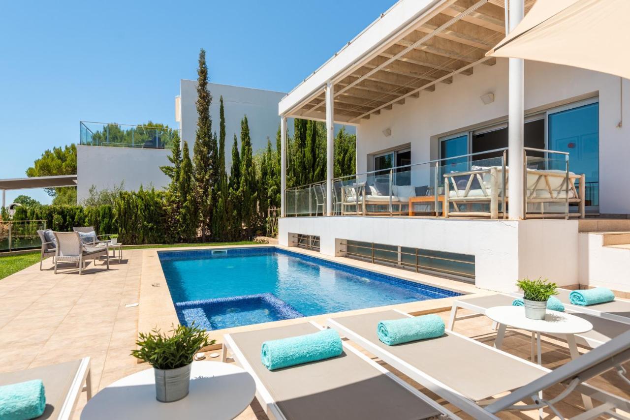 Villa Orquidea Son Bou Exterior photo
